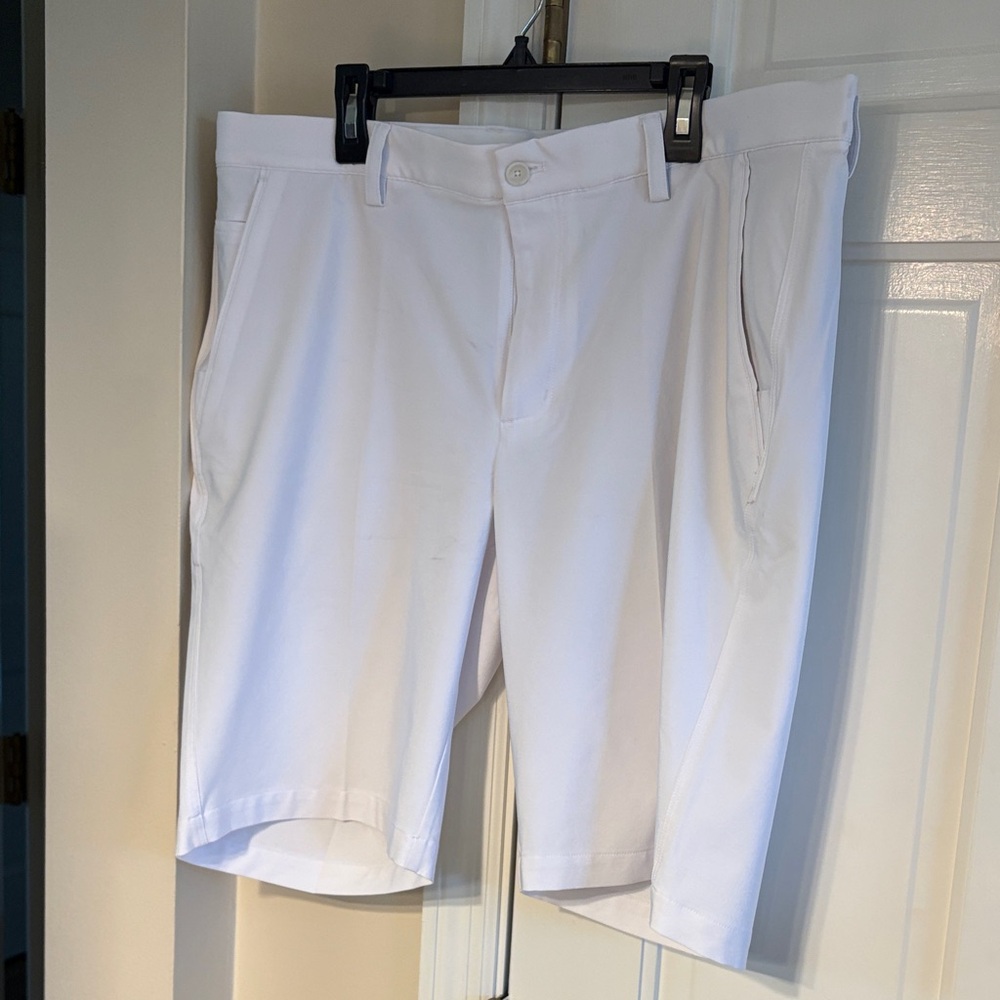 Greg Norman Classic White Men's Shorts-ML 75 Microlux 34W